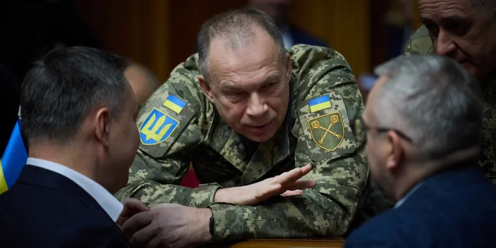 Зеленський визначив формат участі Сирського і Гнатова у новому командуванні ЗСУ