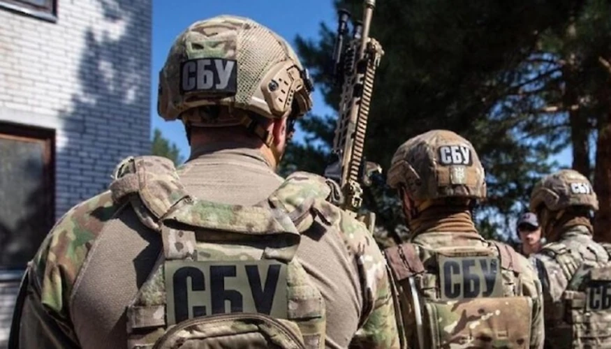 СБУ затримала у Чернігівській області двох агентів РФ, які готували підрив залізниці
