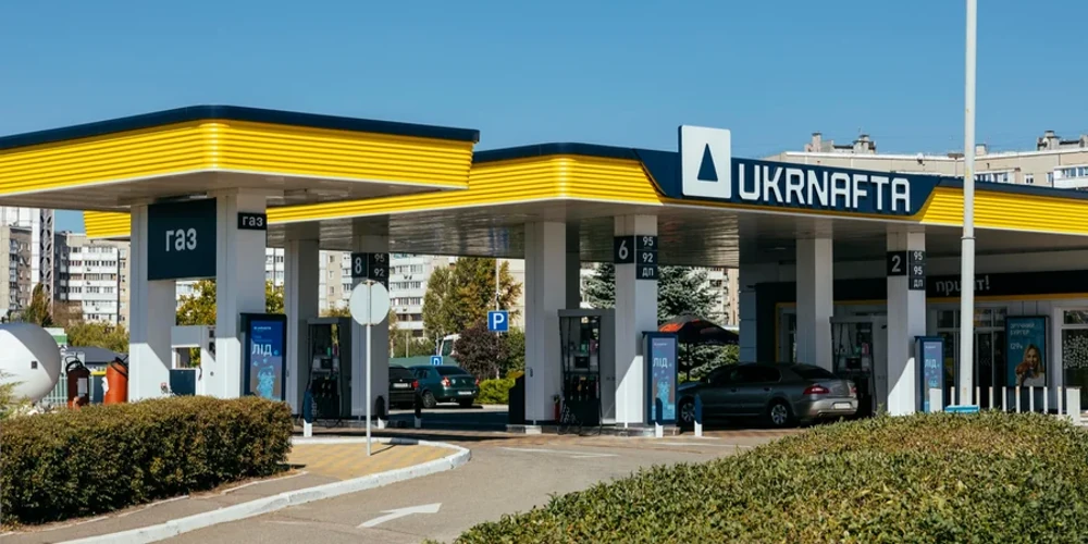 Ціни на пальне 6 серпня: числові діапазони та мінімуми по п’яти мережах АЗС