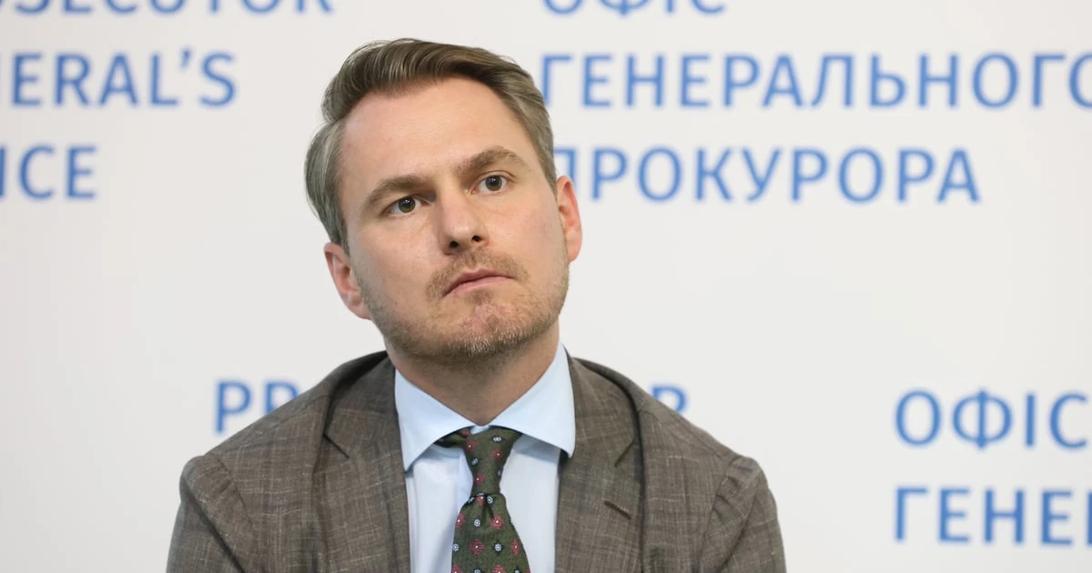 Відсторонення Кравченка: пояснення указу № 905/2026 і його правової основи
