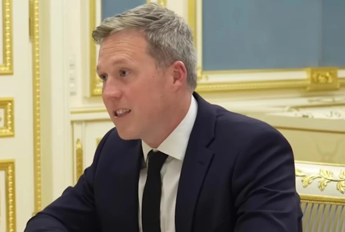 Дрісколл подав Трампу заяву про відставку: Пентагон готується до відходу міністра армії